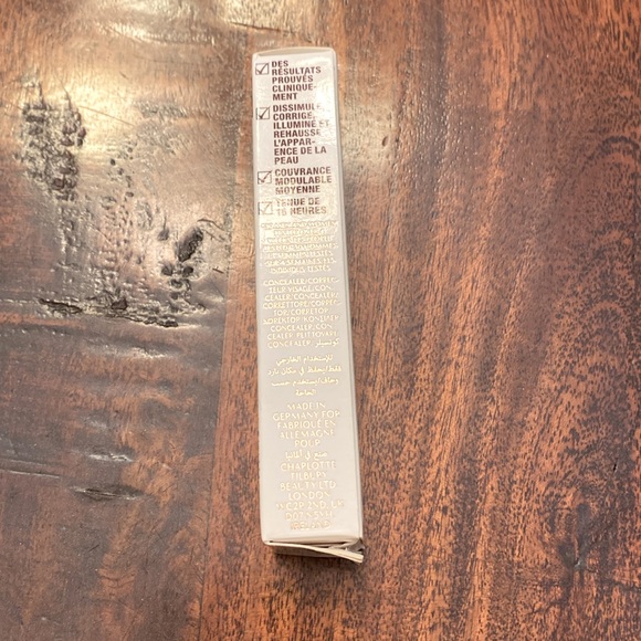 Charlotte Tilbury • NIB Radiant Concealer • Shade: 6.5 Medium - Picture 4 of 6